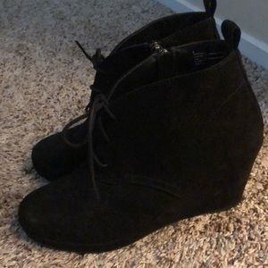 Black wedge suede  shoes
